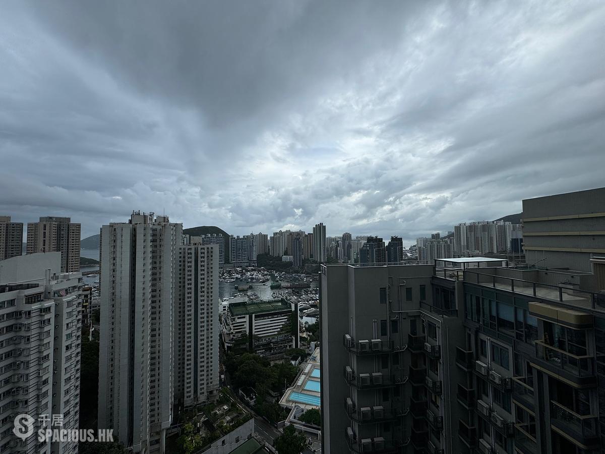 Wong Chuk Hang - The Southside Phase 2 La Marina 01
