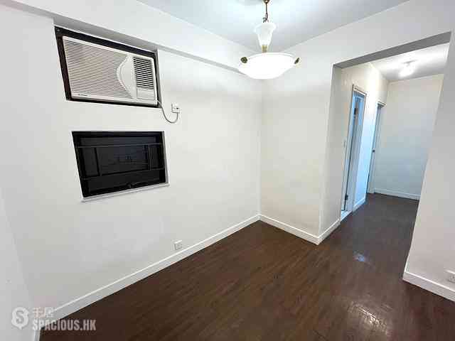 Quarry Bay - Kornhill Block R 03
