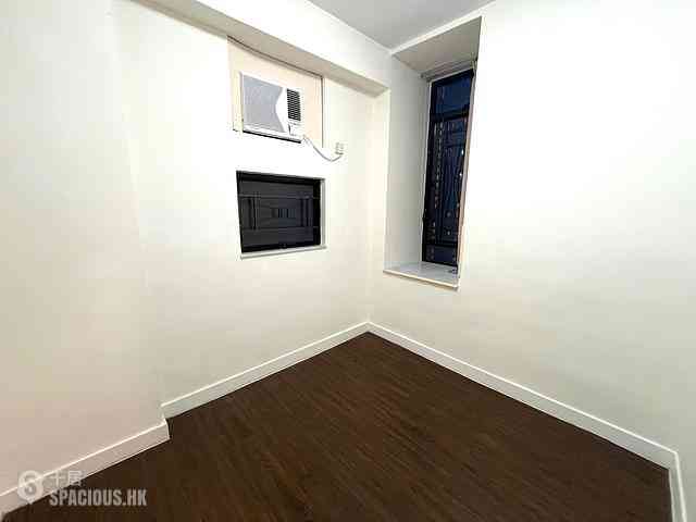 Quarry Bay - Kornhill Block R 06