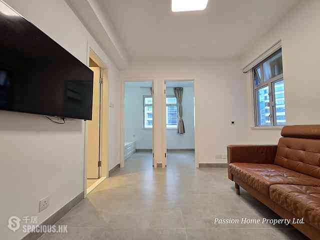 Quarry Bay - Ka Wing Building 02