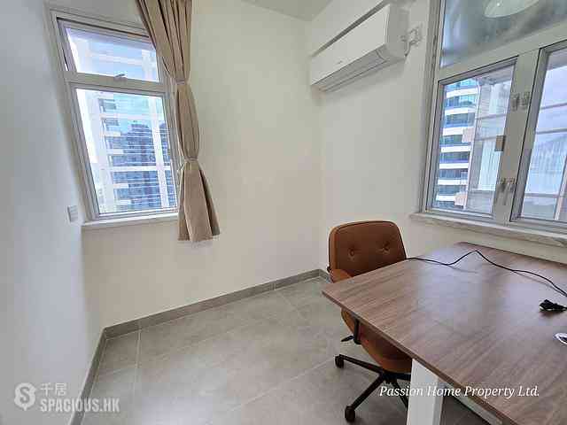 Quarry Bay - Ka Wing Building 07