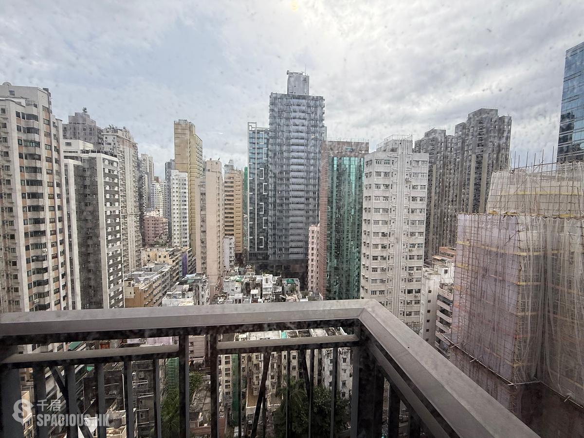 Sai Ying Pun - The Met. Sublime 01