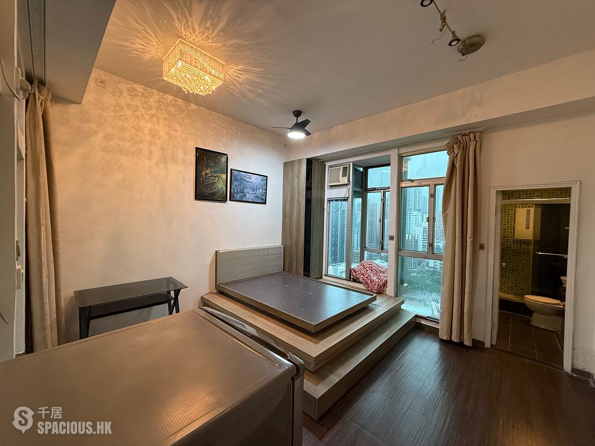 Shek Tong Tsui - Fairview Court 01