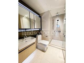 Mid Levels Central - 3, MacDonnell Road 06