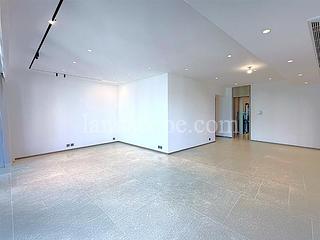 Mid Levels Central - Dynasty Court 03