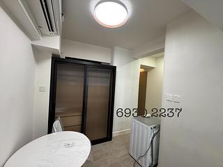 Sheung Wan - 64, Bonham Strand 10