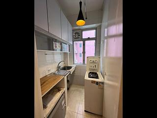 Sai Ying Pun - Kam Lun Mansion 04