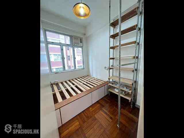 Sai Ying Pun - Kam Lun Mansion 05