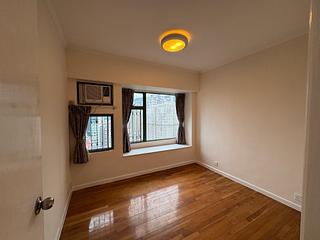 Mid Levels Central - Robinson Place Block 2 07