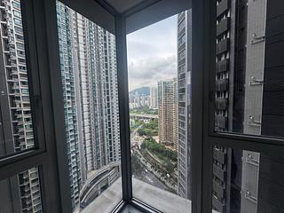 Tai Kok Tsui - Imperial Cullinan Tower 6B 04