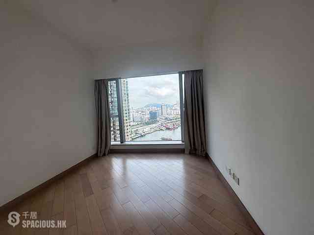 Tai Kok Tsui - Imperial Cullinan Tower 6B 10