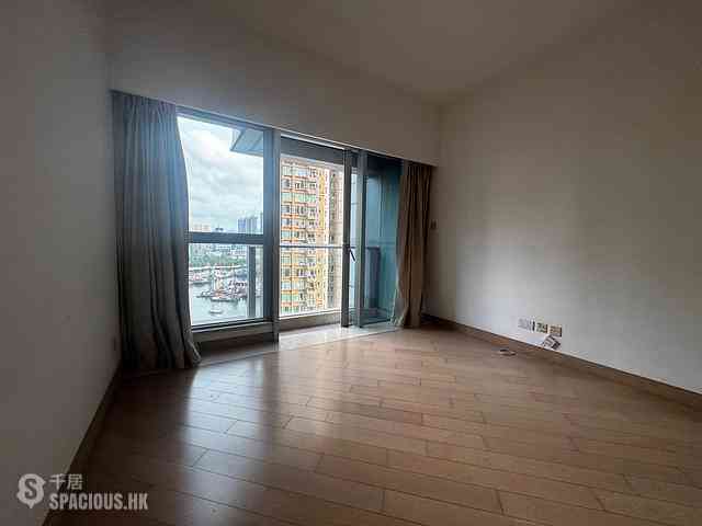 Tai Kok Tsui - Imperial Cullinan Tower 6B 15