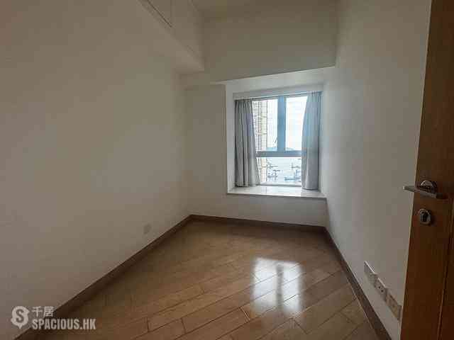 Yuen Long - Imperial Villas Phase 1 Block 3 04