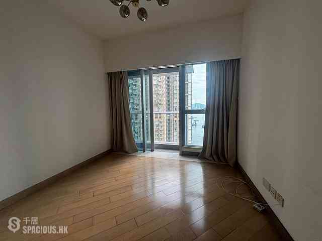 Yuen Long - Imperial Villas Phase 1 Block 3 06