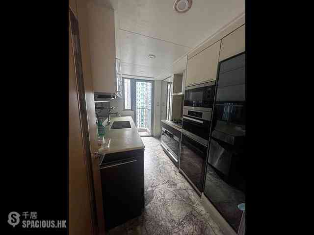 Yuen Long - Imperial Villas Phase 1 Block 3 11