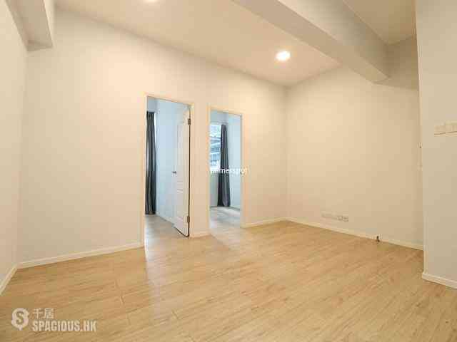 Wan Chai - 27, Queen's Road East 07