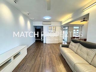 Mid Levels Central - Merry Court 04