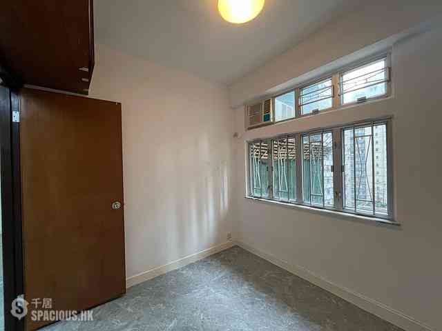 Sai Ying Pun - Silver Court 02