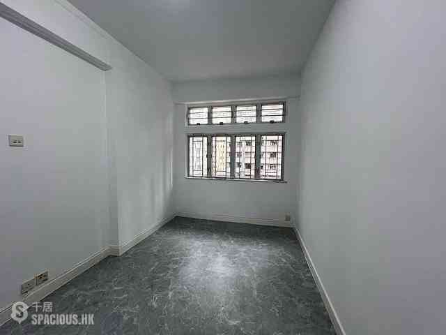 Sai Ying Pun - Silver Court 03