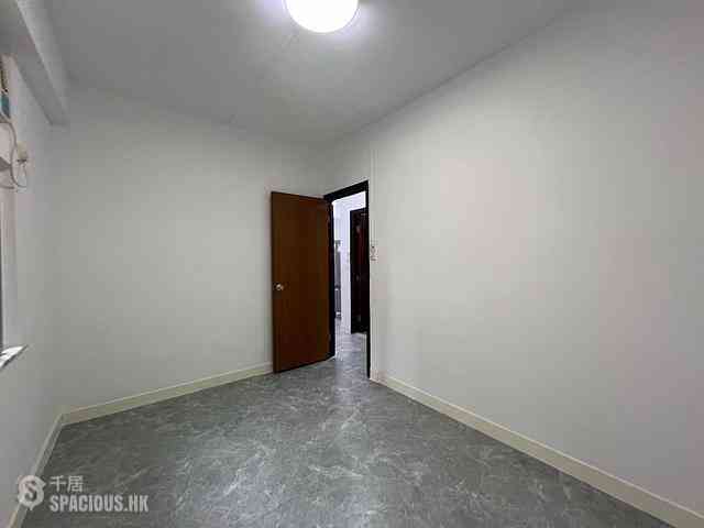 Sai Ying Pun - Silver Court 07