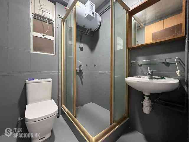 Sai Ying Pun - Silver Court 09