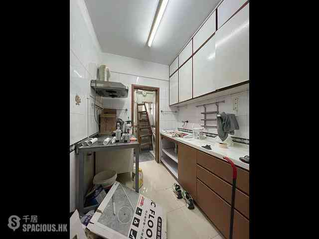 Sai Ying Pun - Silver Court 10