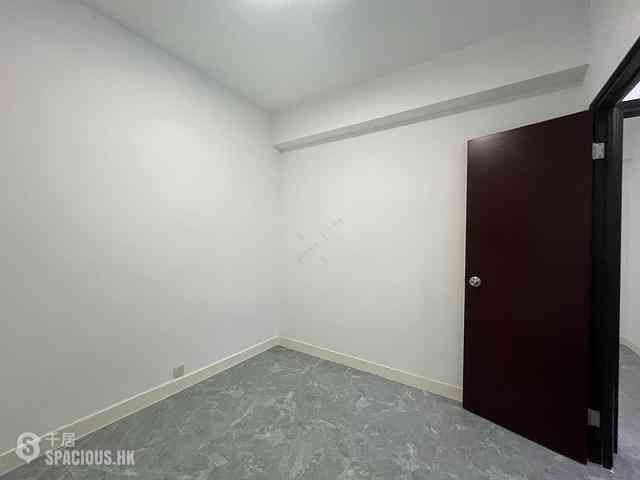 Sai Ying Pun - Silver Court 11