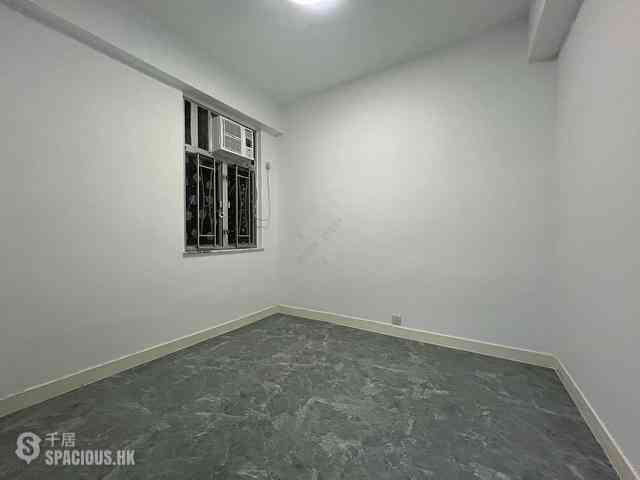 Sai Ying Pun - Silver Court 13
