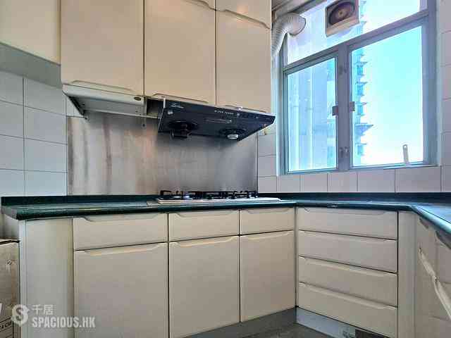 Tung Chung - Tung Chung Crescent 07