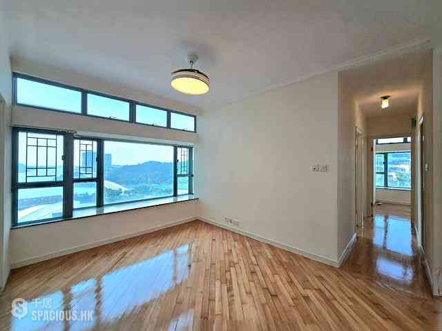 Tung Chung - Tung Chung Crescent 02