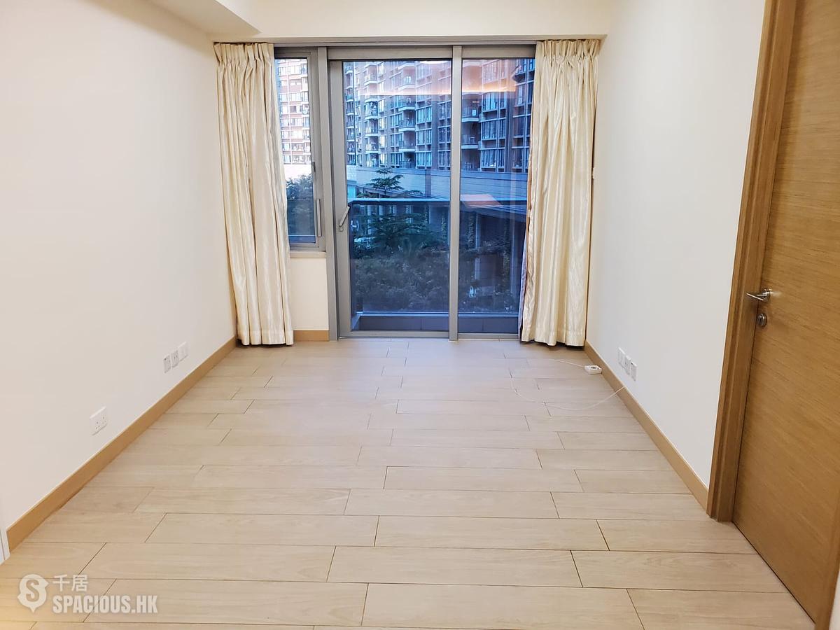 Tung Chung - Century Link Phase 1 Tower 5B 01