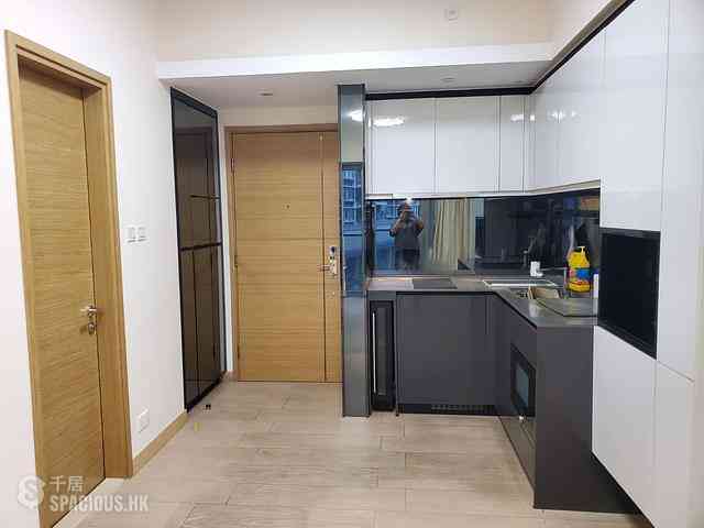 Tung Chung - Century Link Phase 1 Tower 5B 02