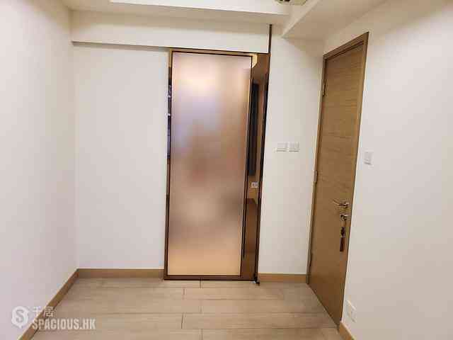 Tung Chung - Century Link Phase 1 Tower 5B 04