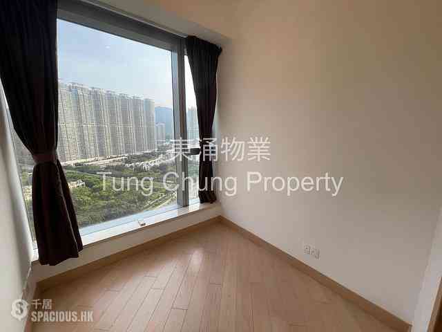Tung Chung - Century Link Phase 1 Tower 6A 04