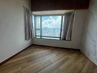 West Kowloon - Sorrento Phase 1 Block 6 08