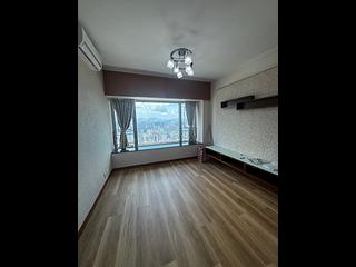 West Kowloon - Sorrento Phase 1 Block 6 09