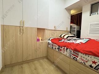 Kennedy Town - The Merton 04