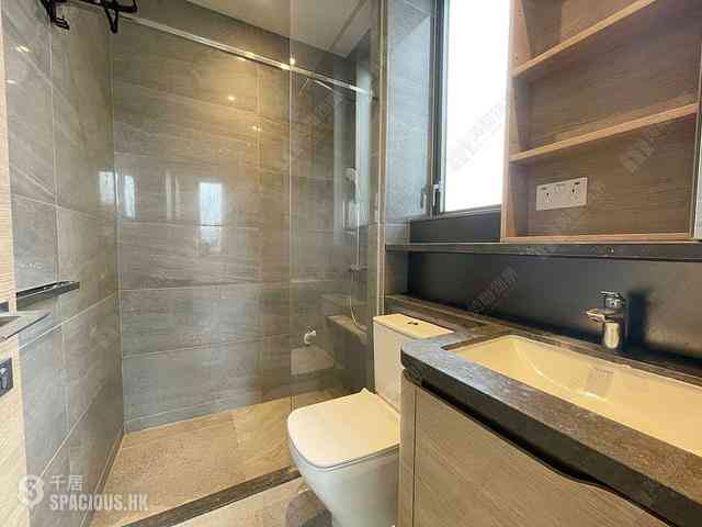 Pak Shek Kok - Solaria Tower 9 09