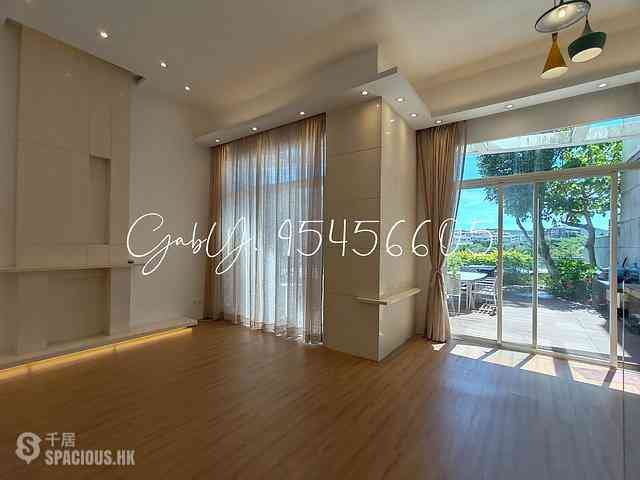 Chung Hom Kok - 33, Cape Road 01