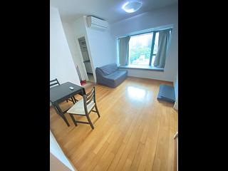 Sheung Wan - Queen's Terrace Block 2 05