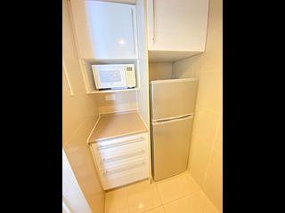Sheung Wan - Queen's Terrace Block 2 08