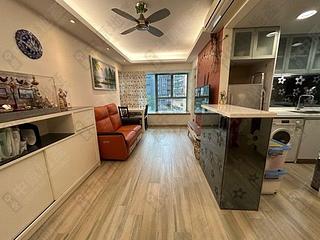 Sheung Wan - Queen's Terrace Block 1 02