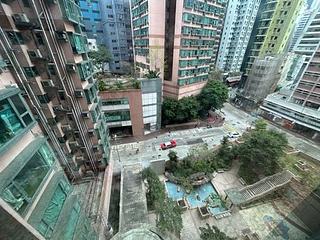 Sheung Wan - Queen's Terrace Block 1 05