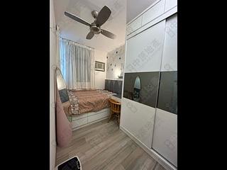 Sheung Wan - Queen's Terrace Block 1 06