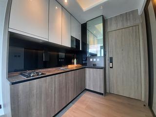 Sai Ying Pun - Two・Artlane 03