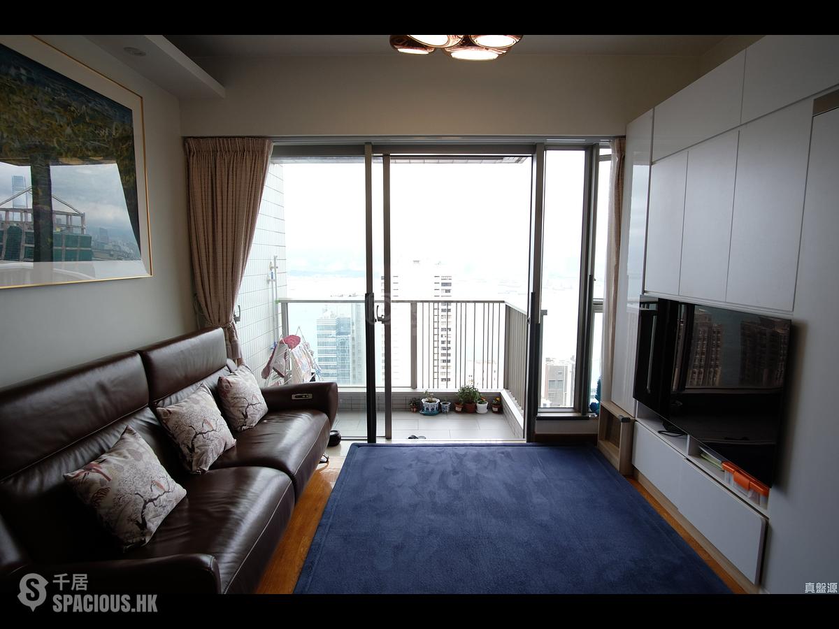 Sai Ying Pun - Island Crest Block 2 01
