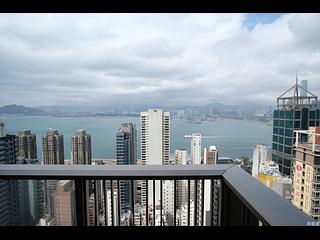 Sai Ying Pun - Island Crest Block 2 03