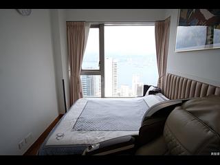 Sai Ying Pun - Island Crest Block 2 06