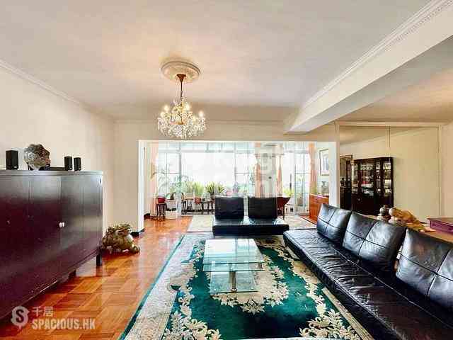 Causeway Bay - Fontana Gardens Block 22-25 01