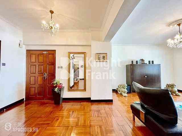 Causeway Bay - Fontana Gardens Block 22-25 12